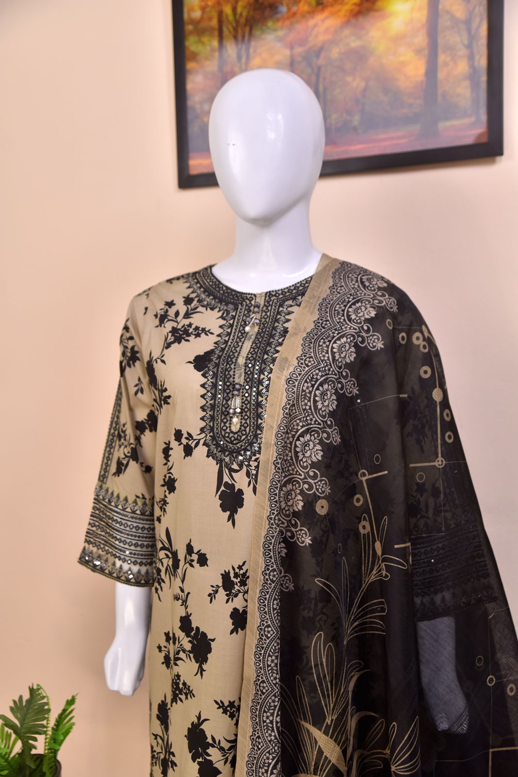 Luxury Embroidered Cotton 3PC with