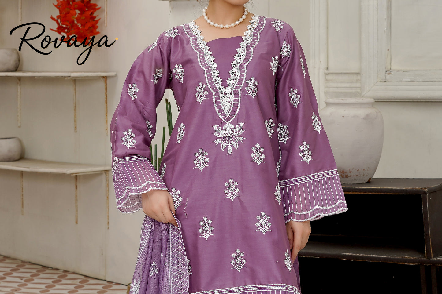 Royal Plum – Tonal Paisley Embroidered Cotton Suit