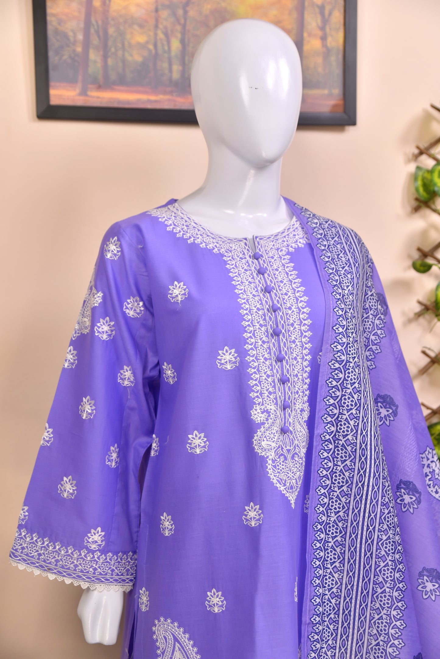 LUXURY EMBROIDERED SOLID COTTON 3PC