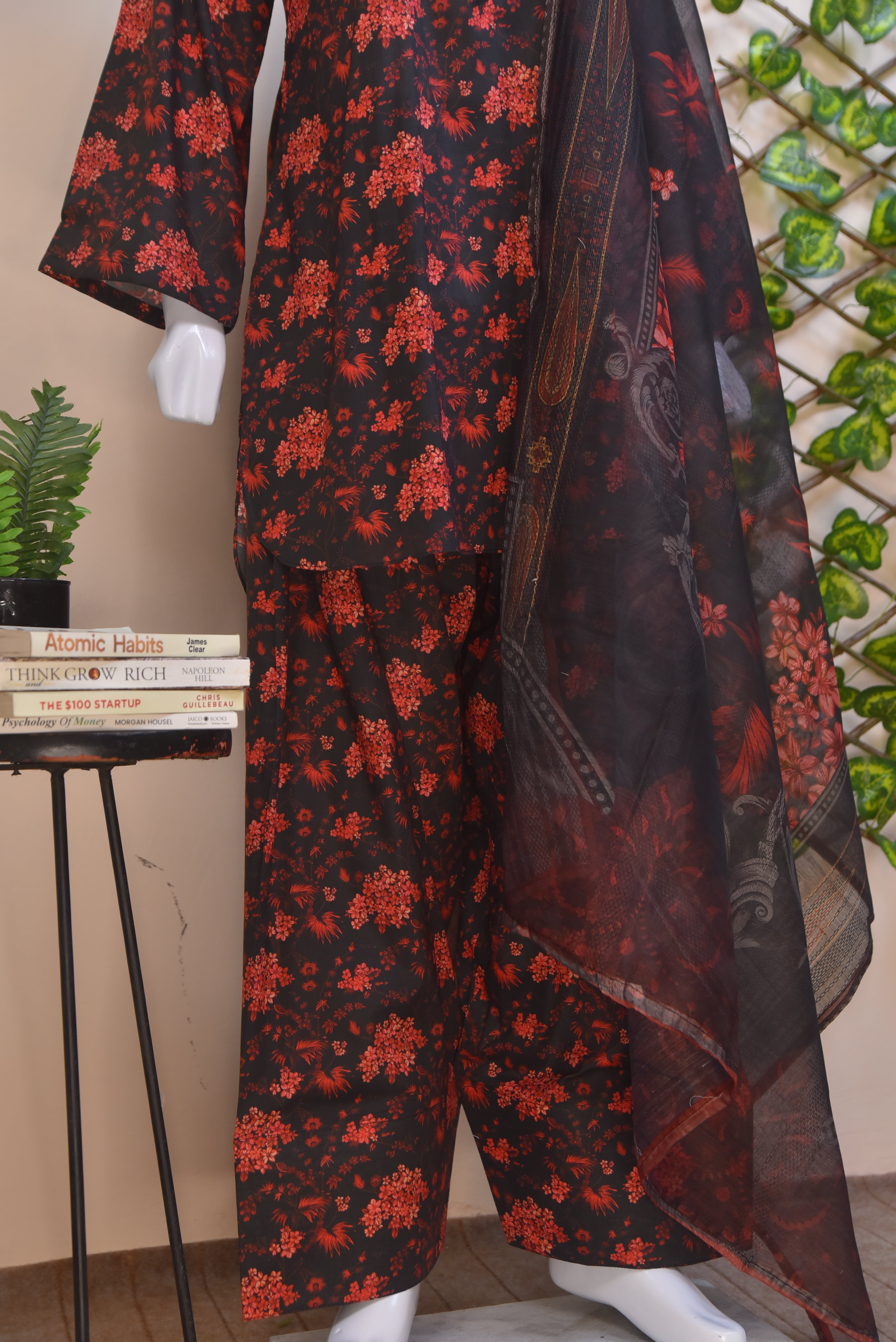 Digital Printed Cotton 3-Piece Suit with Farshi Shalwar