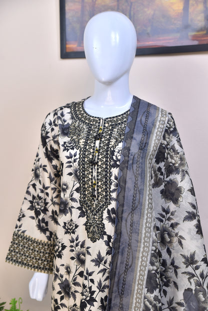 LUXURY EMBROIDERED COTTON 3PC – DESIGNER SERIES