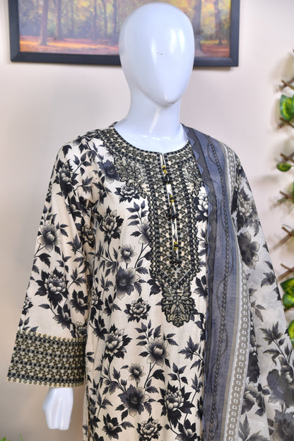 LUXURY EMBROIDERED COTTON 3PC – DESIGNER SERIES