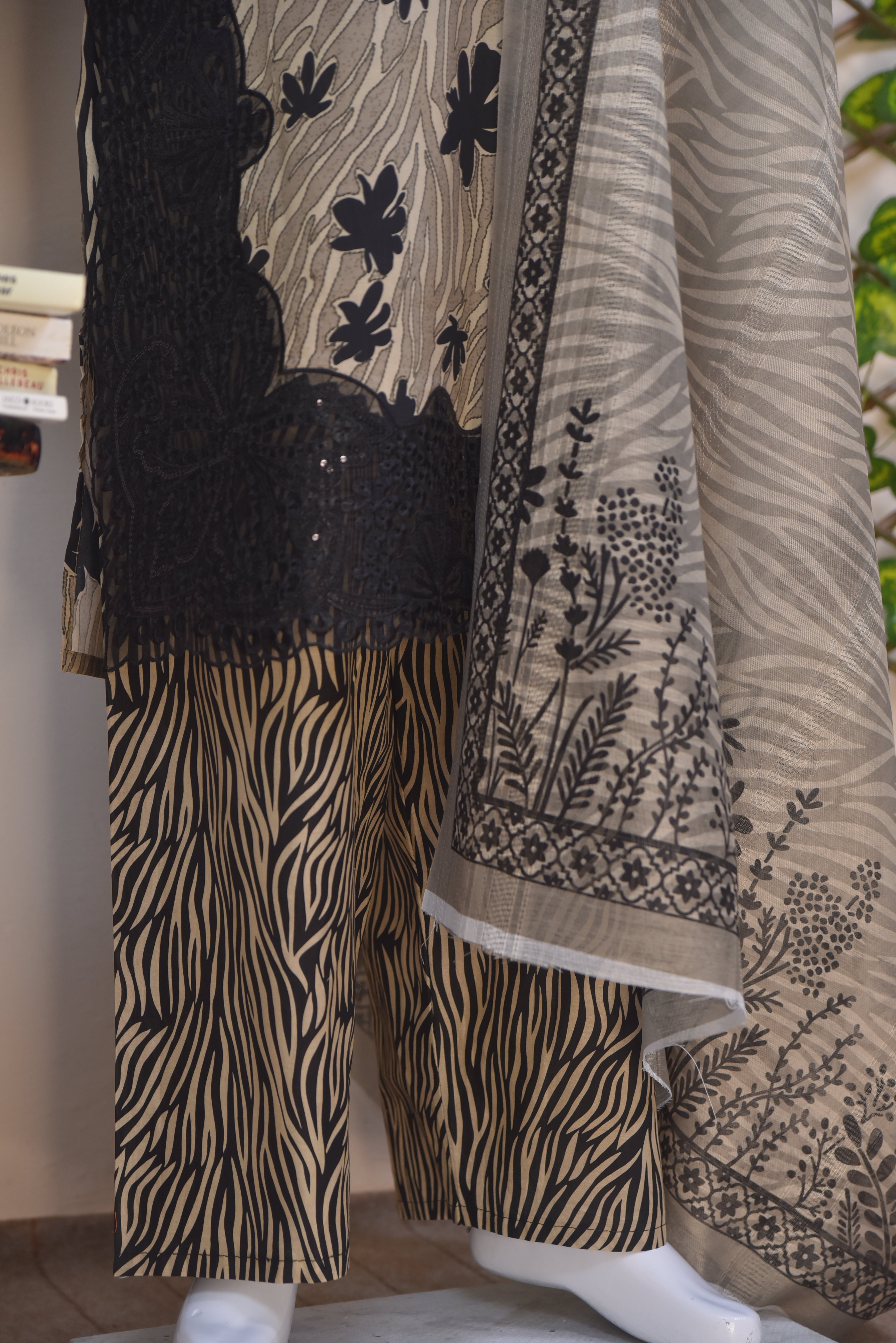 Luxury Cotton 3-Piece Suit – Print & Embroidery Edition