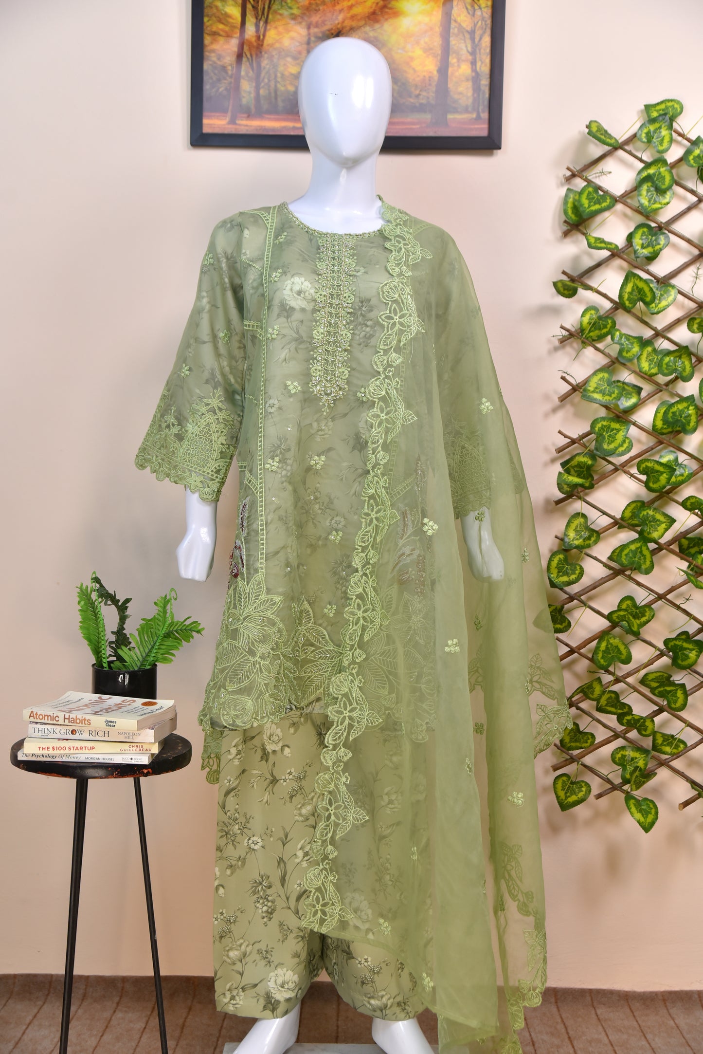 LUXURY EMBROIDERED ORGANZA & SILK 3PC