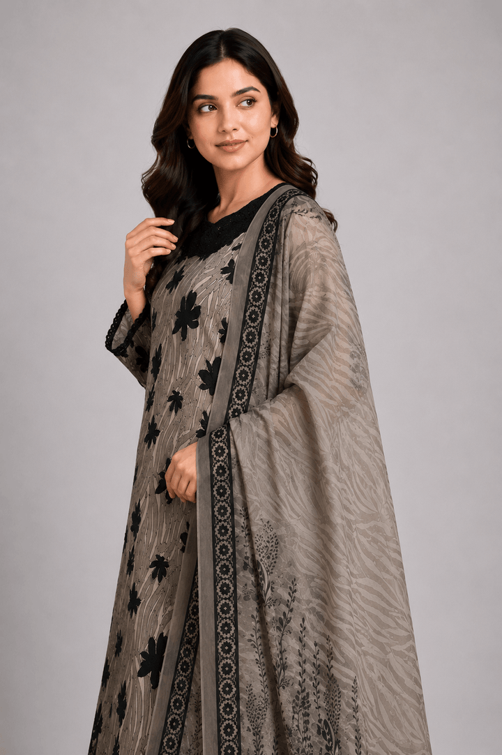 aupe and black stitched suit/ Rovaya
